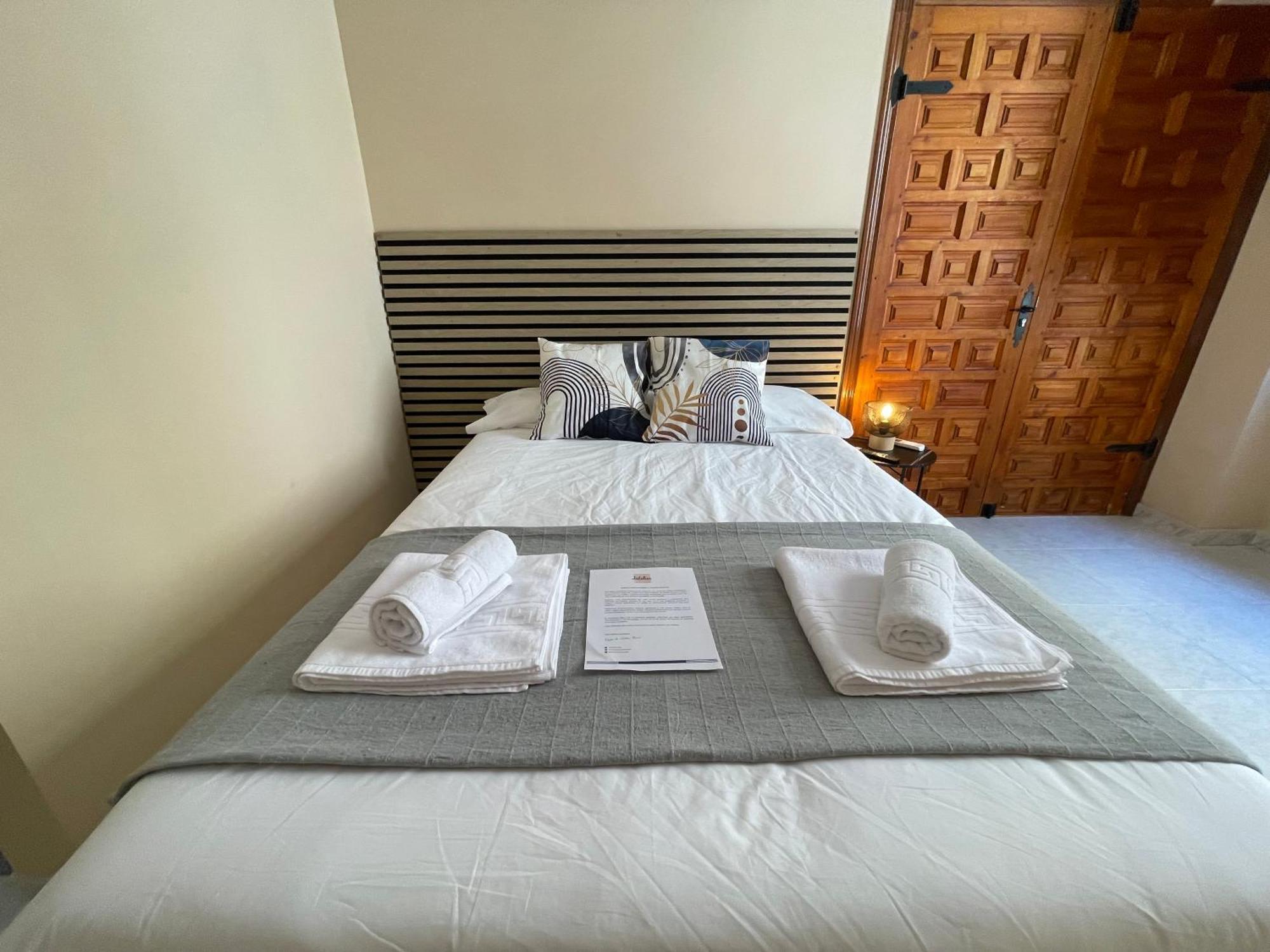Jubilus Rooms Toledo Bagian luar foto