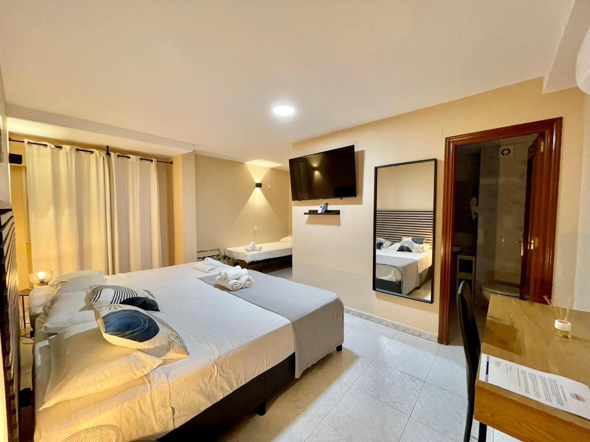 Jubilus Rooms Toledo Bagian luar foto